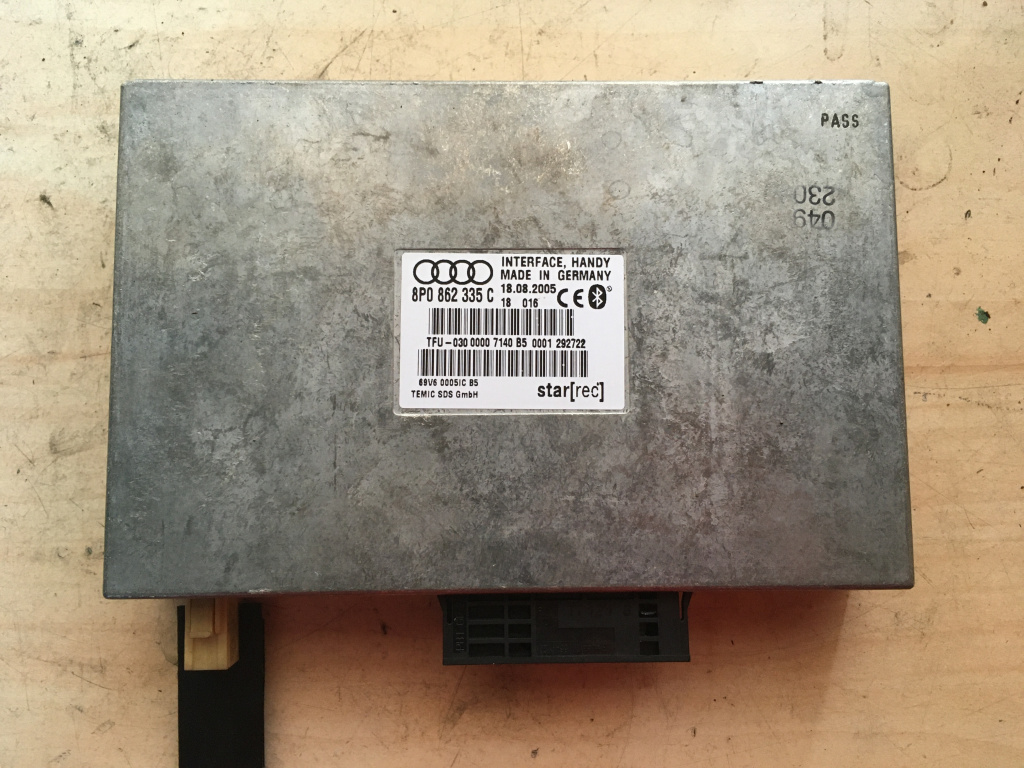 Modul Bluetooth pentru Audi A4 b7 an:2006 cod:8p0862335c