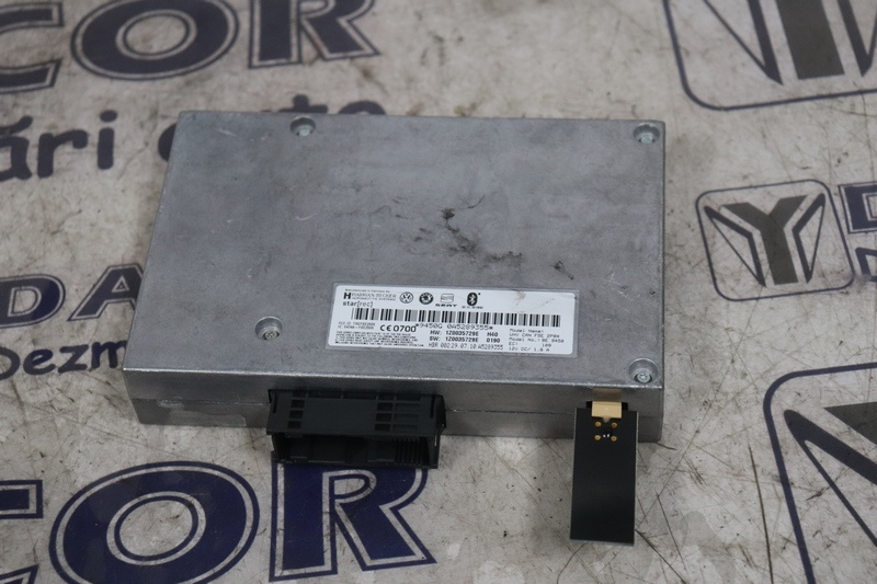 MODUL BLUETOOTH SKODA SUPERB 2 - COD 1Z0035729E - AN 2011