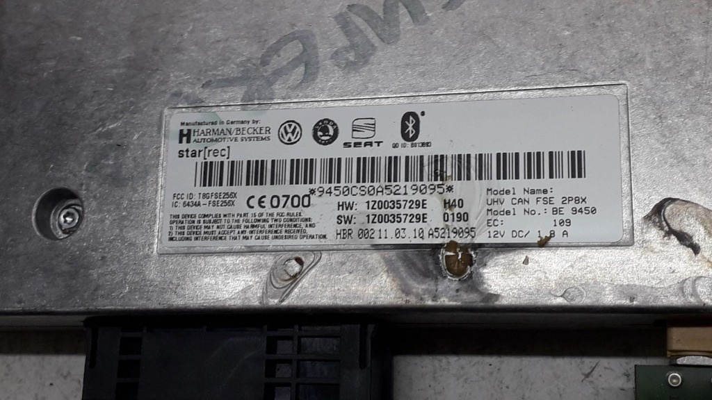 Modul Bluetooth Skoda Superb 2 cod 1Z003
