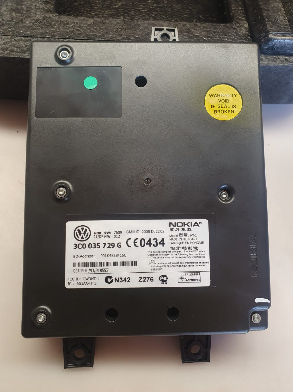 Modul bluetooth VW Passat B6 cod 3C0035729G