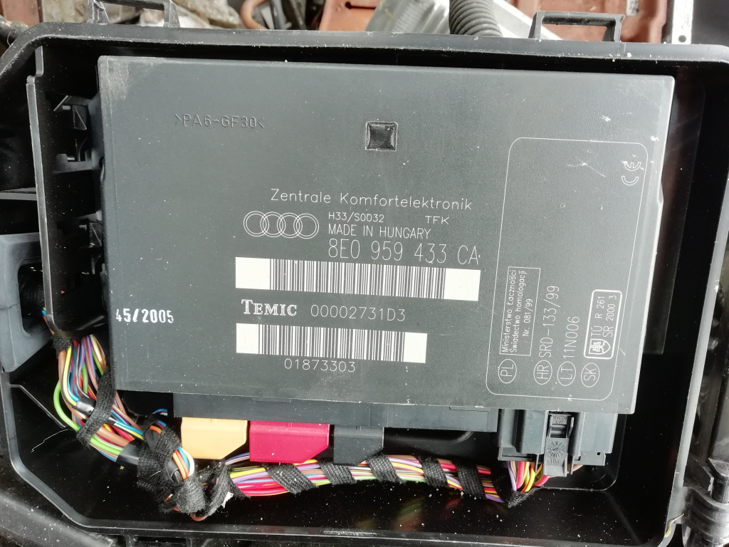 Modul / calculator confort Audi A4 B7 2005 - 2008 cod 8E0959433CA.