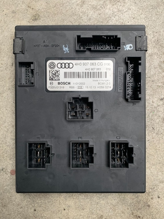 Modul/calculator confort BCM 1 Audi A6/A7/A8 cod 4
