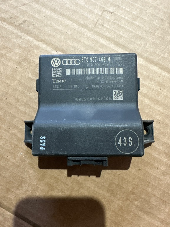 Modul calculator control central Gateway 8T0907468M Audi Q5