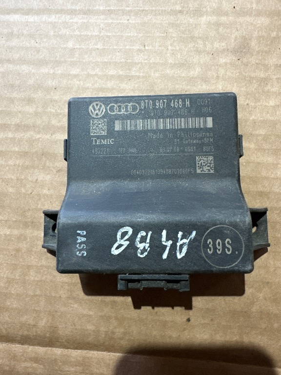 Modul calculator control central Gateway 8T0907468H Audi A4 B8 a5 q5