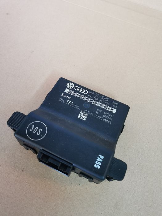 Modul /calculator Gateway Audi A3 8P confort 1K0 907 530G