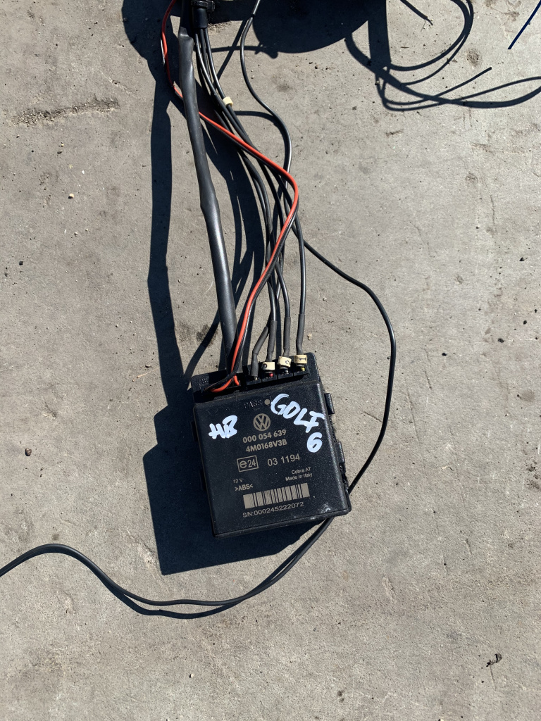 Modul / Calculator Senzori Parcare Spate Volkswagen Golf 6