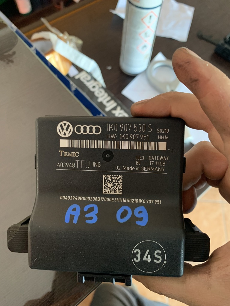 Modul CAN Gateway Audi A3 8P 2009 - cod: 1K0907530S, 1K0907951 S0210
