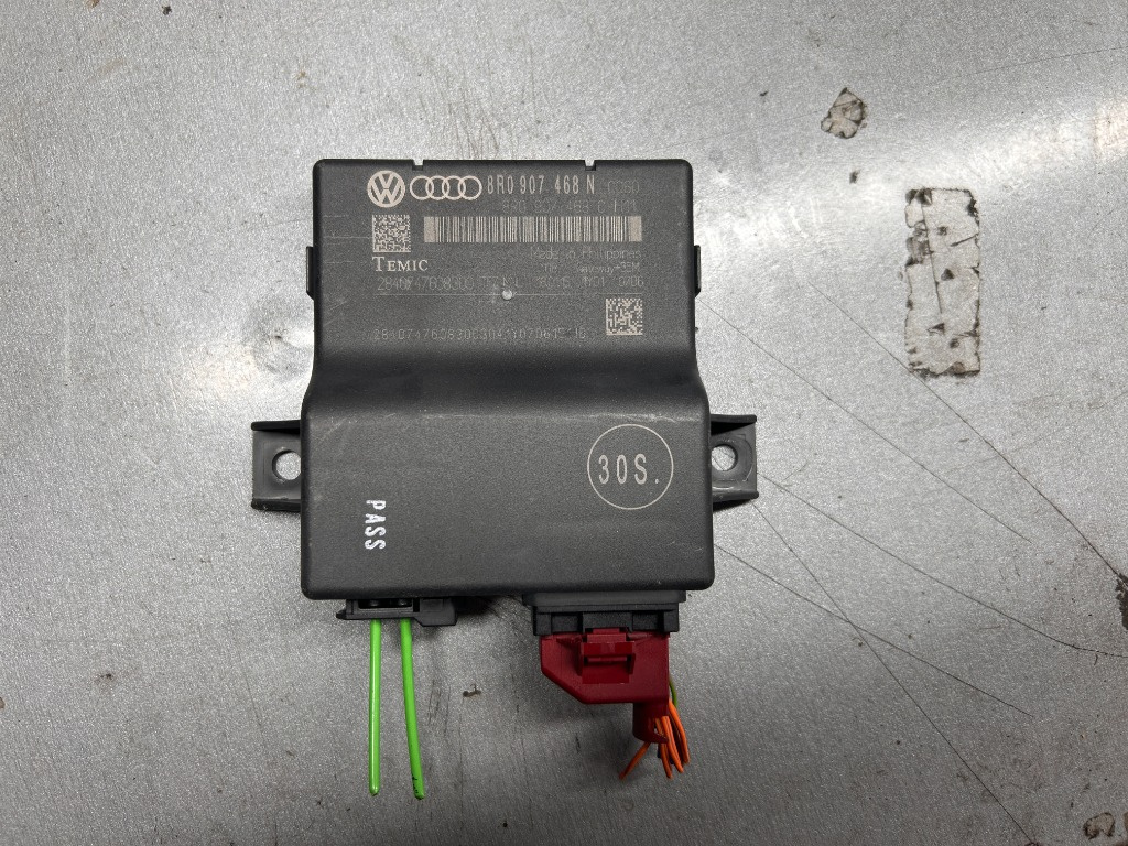 Modul Can / Gateway Audi Q5 8R // A5 8t3 //A4 8R0907468 N