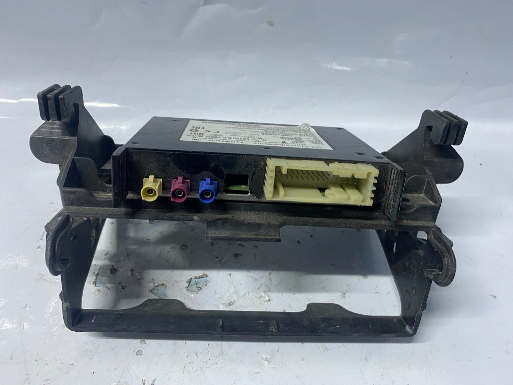 Modul comunicatii / Modul Bluetooth / Modul telefon Mercedes E213 W213 cod A2139003717