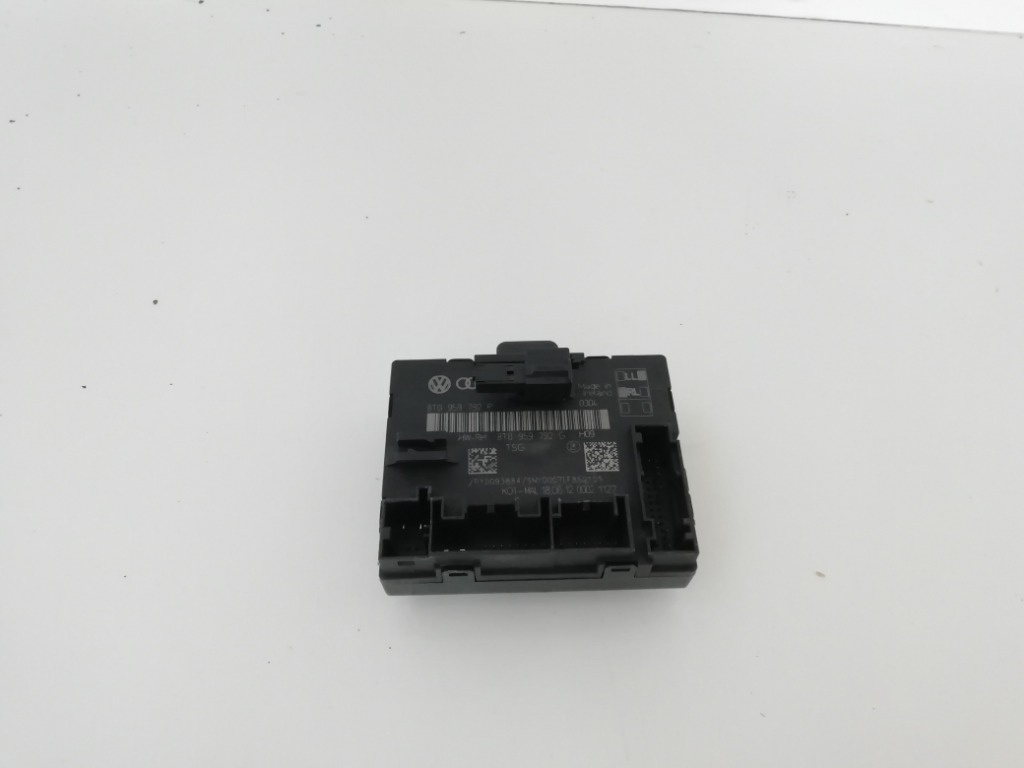 Modul confort Audi A5 8T A4 B7 Q5 Cod 8T0959792P