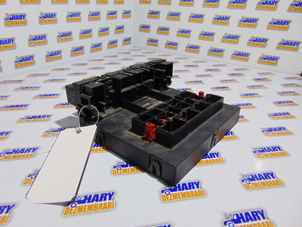 Modul confort avand codul 3C8937049D pentru VW Pas
