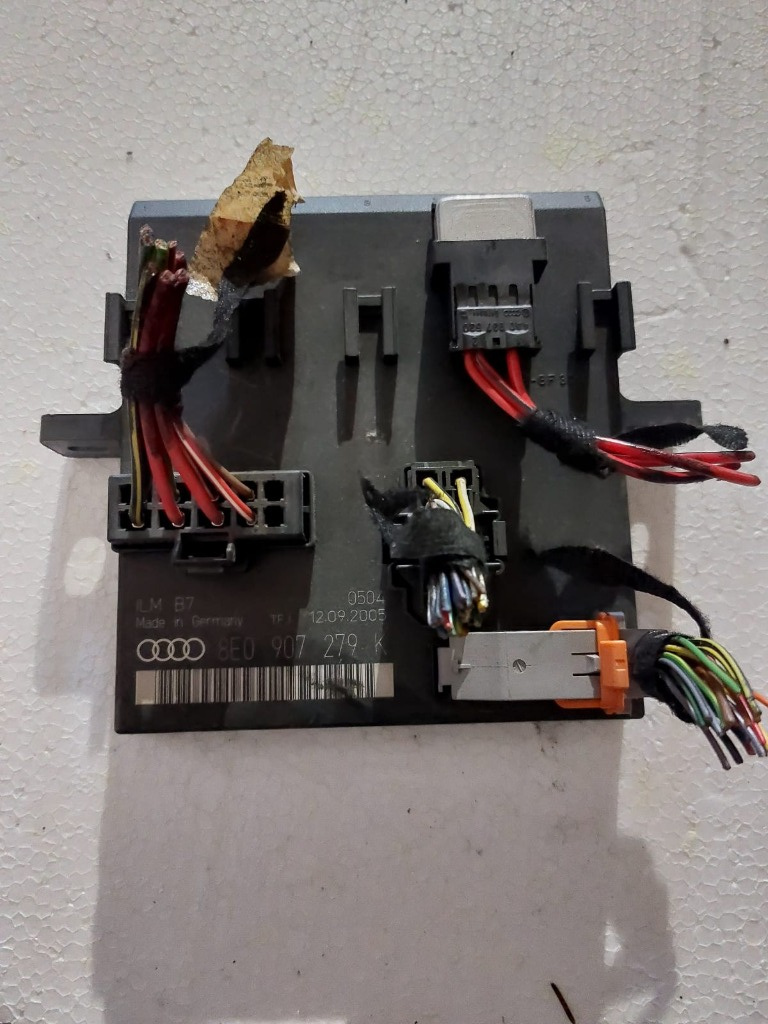 Modul confort / calculator Audi A4 B7 COD: 8E09072
