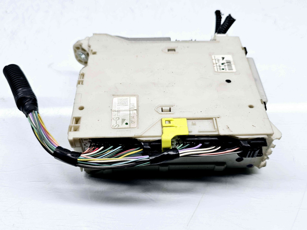Modul confort LEXUS IS II (GSE2, ALE2, U