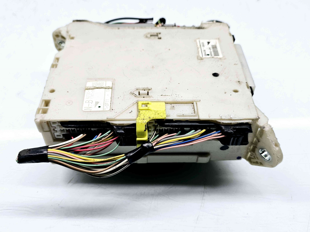 Modul confort LEXUS IS II (GSE2, ALE2, U