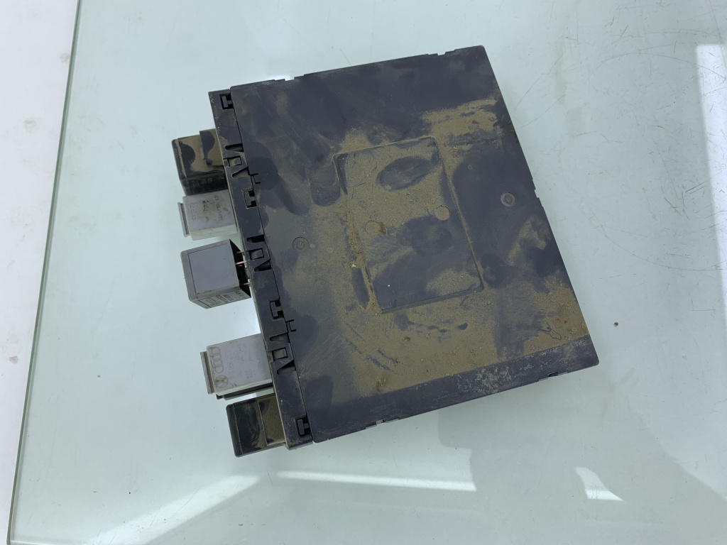 Modul confort VW CADDY BST 2.0 SDI 2004-