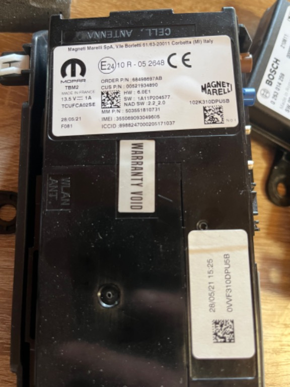 Modul control bluetooth alfa romeo stelvio cod 68498697AB an 2021