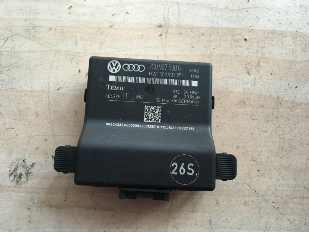 Modul control CAN gateway VW PASSAT cod 3C0907530H