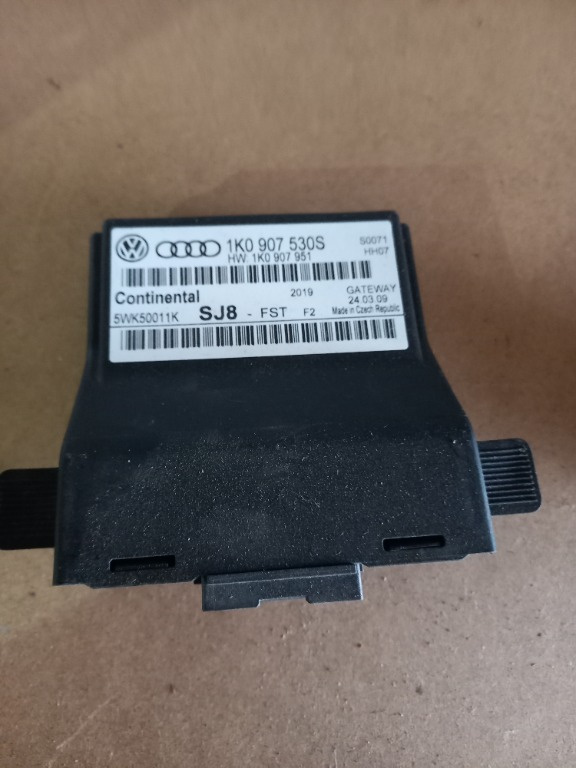 Modul control central gateway audi a3 8p 2010 1k0907530s