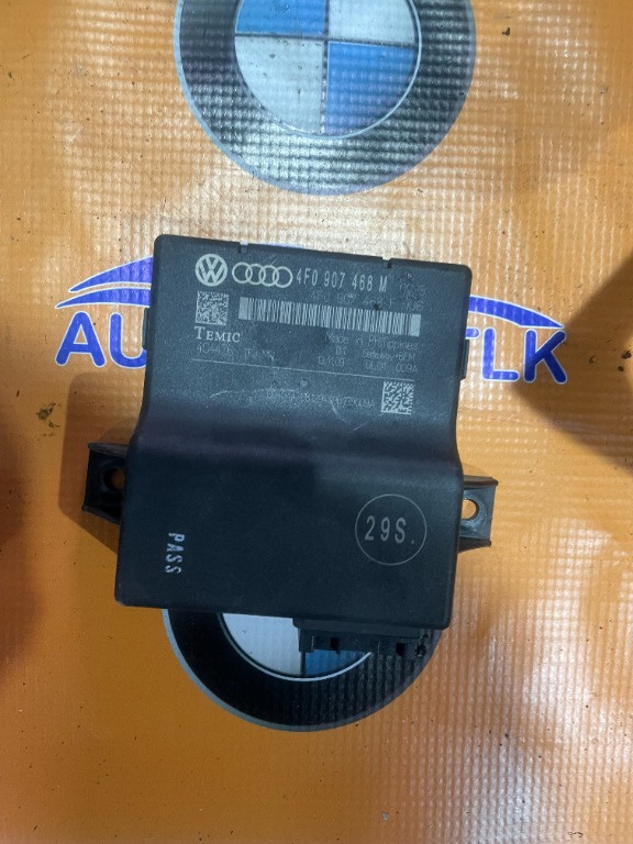 Modul control central gateway Audi A6 C6 4f0907468