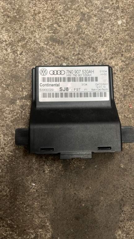 Modul control central gateway VW Passat B7 2.0 TDI 7N0907530AH 5WK500291