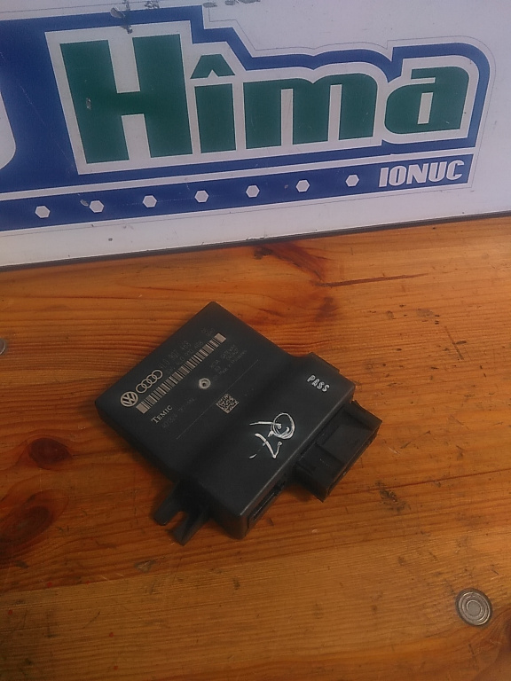 Modul control Gateway AUDI Q7 4L 2006-2015