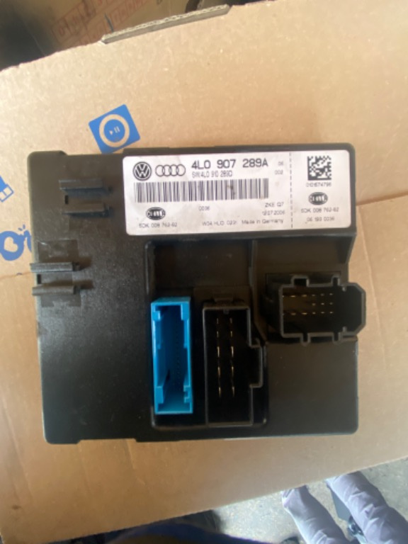 Modul control Keyless Audi Q7 cod 4L0907289A