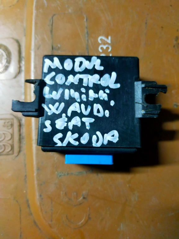 Modul control lumini 4z7907357