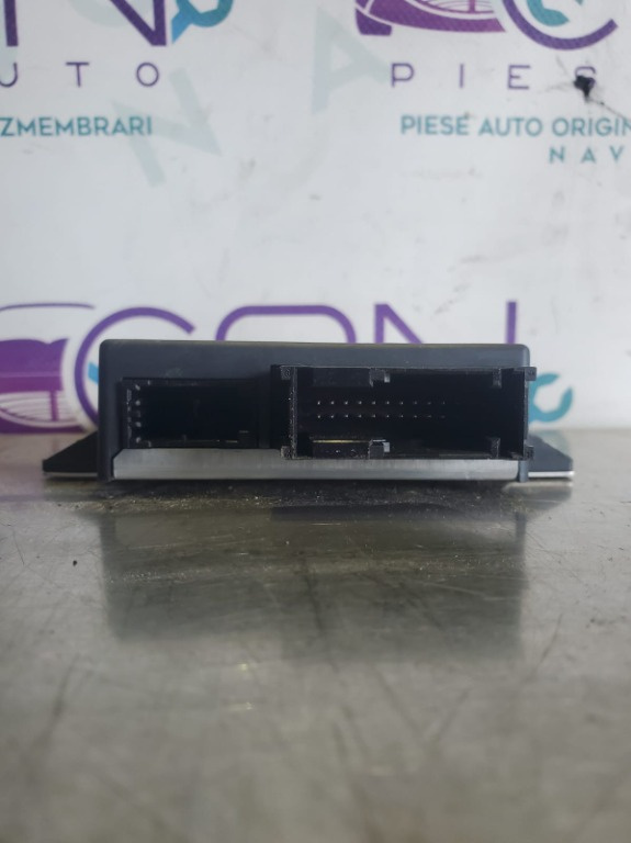 Modul control lumini Audi A6 C6 cod OE: 