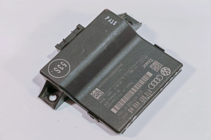 Modul control modul CAN gateway 8T090746