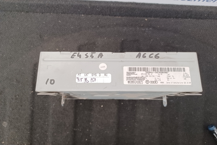 Modul control radio 4F0035541BX 4E0035541P 4E0910541M 4F0035541BX 4E0035541P 4E0910541M Audi A6 4F/C6 [2004 - 2008] wagon 5-usi 2.0 TFSI MT (170 hp)