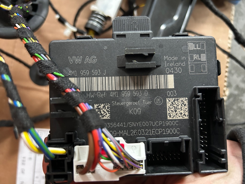 Modul control usa dreapta fata Audi A7 4K A6 C8 cod 4M1959593