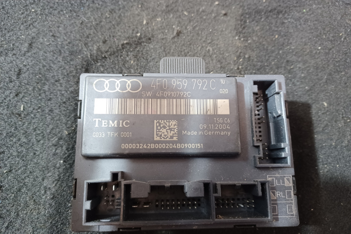 Modul control usa fata dreapta 4F0959792