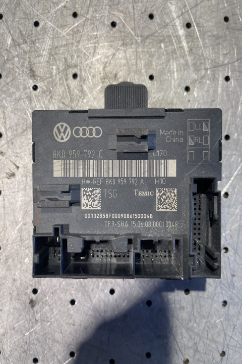 Modul control usa fata dreapta 8K0 959 7