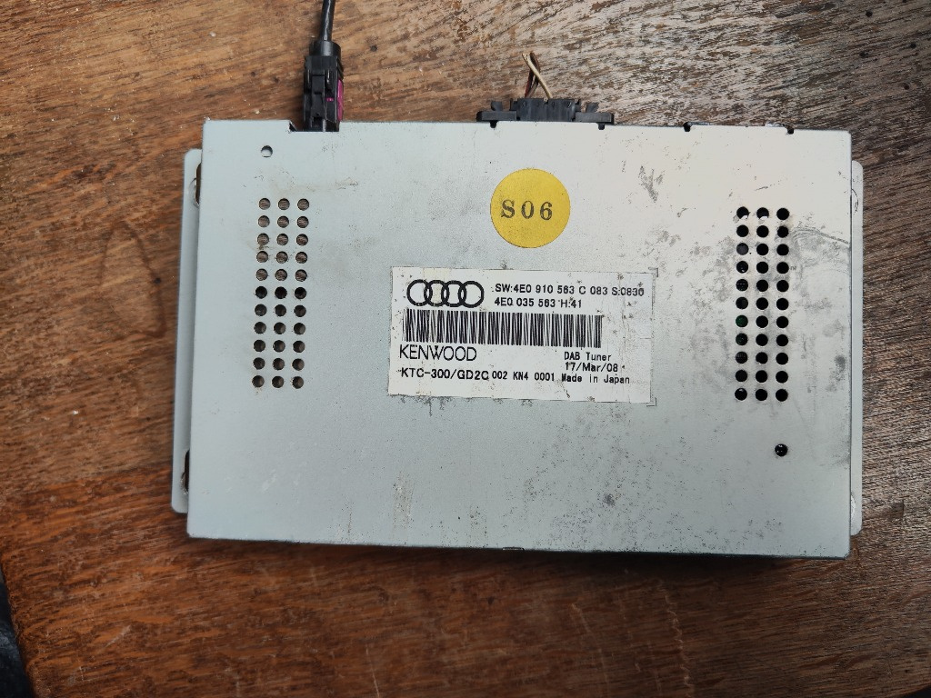 Modul Dab Radio Audi A4 Q7 A8 Cod:4E0910563C/ 4E0035563