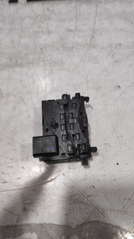 MODUL DIVERS AUDI A3 8P 2008 COD 1K0 959