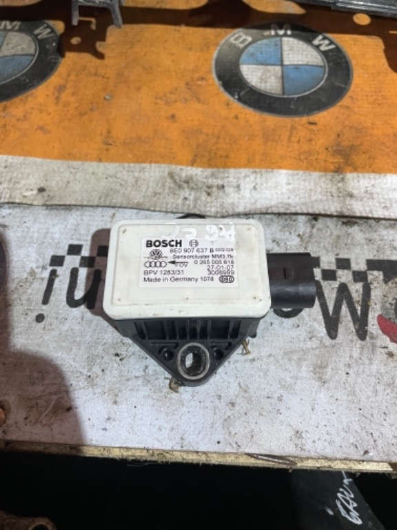 Modul ESP avand codul 8E0907637B pentru Audi A4 B7