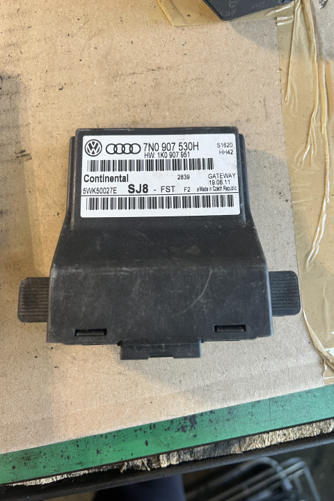 MODUL GATEWAY 7N0 907 530H /7N0907530H MODUL GATEWAY 7N0 907 530H /7N0907530H Volkswagen VW Tiguan [facelift] 5N [2011 - 2017] Crossover 2.0 TDI 4Motion AT (140 hp) ‼️NOU‼️ Dezmembrez VW Tiguan 4motion 4X4,2012 motor 2.0 tdi 140cp,cod motor CFFB,cuti