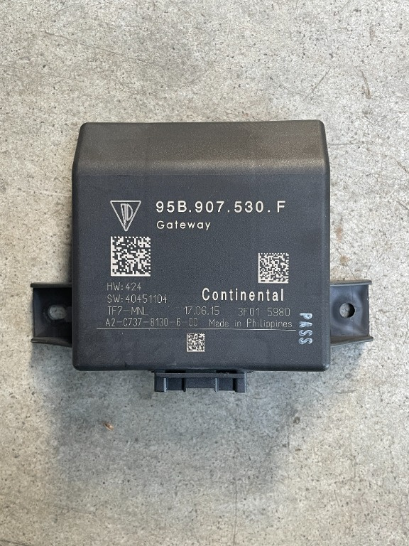 Modul gateway Porsche Cayenne 958 cod 95B907530F