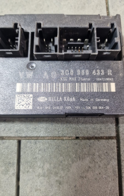 Modul inchidere centralizata Cod: 3C0959