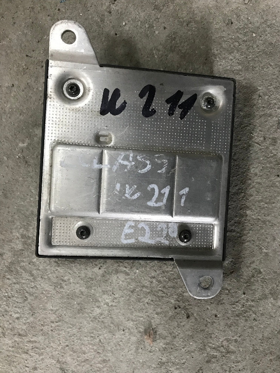 Modul lumini mercedes e class w211 2002 