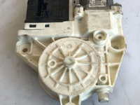 Modul motoras geam dreapta fata Renault Megane 3 cod 965369104