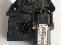 Modul motoras geam dreapta fata Renault Megane 3 cod 965368104