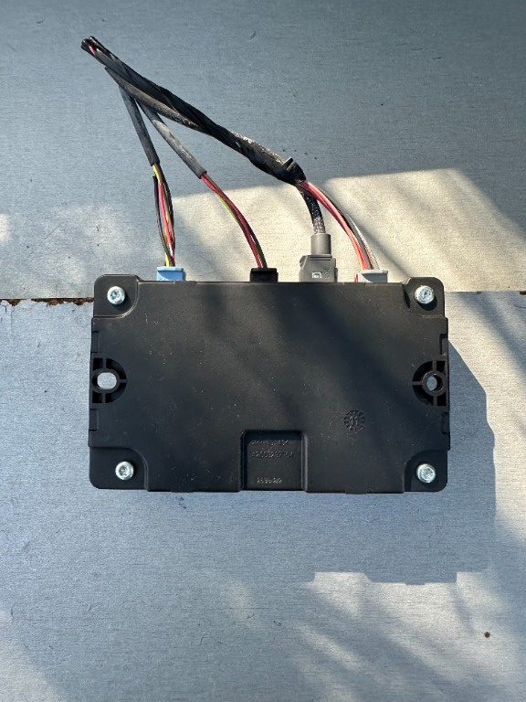 Modul Navigatie Nissan Primastar 2.0 DCI cod 280246043r an 2009 - 2014