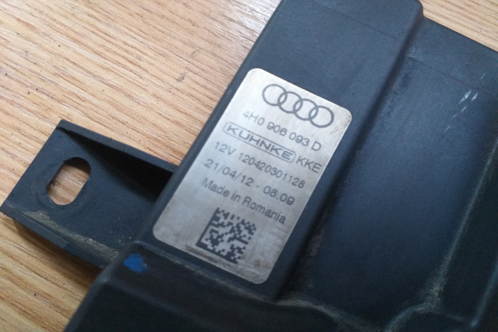 Modul pompa combustibil 4H0906093D 4H090