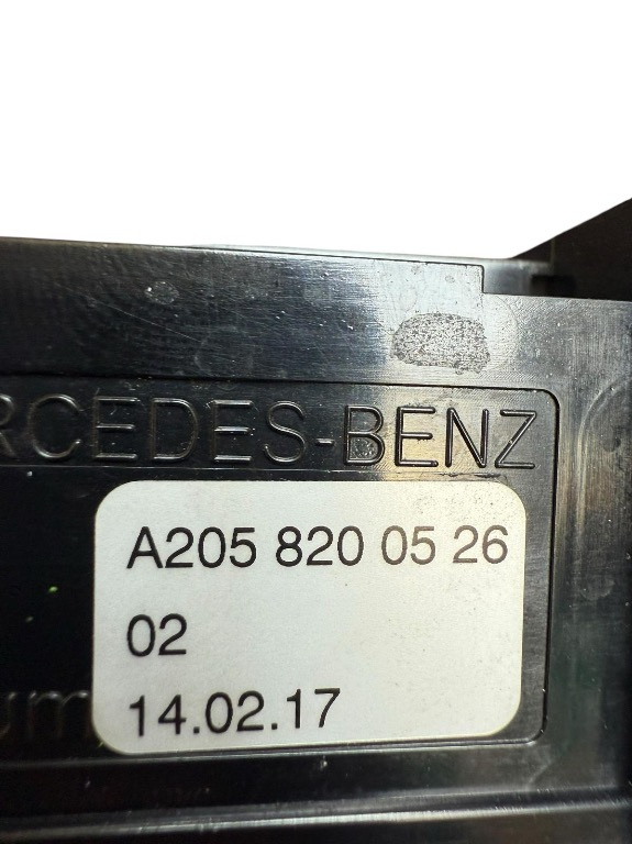 MODUL PORT USB MERCEDES A2058200526 ID21