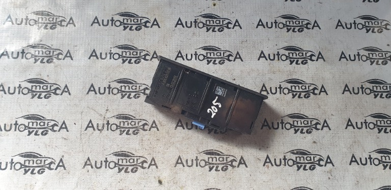 Modul port usb Mercedes C class W205 cod A2058200226