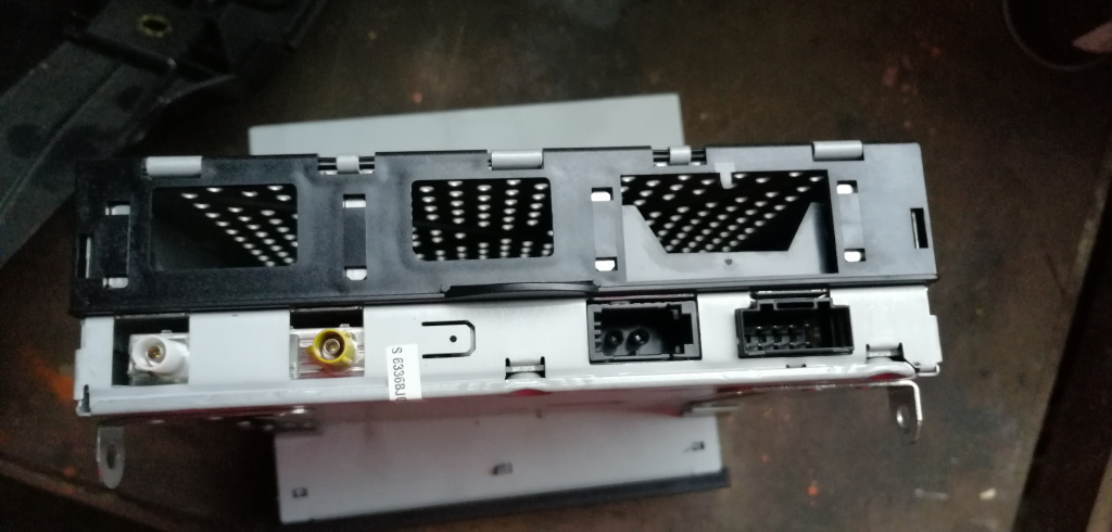 Modul radio Audi A4 B8/A5/Q5/A6 4F003554