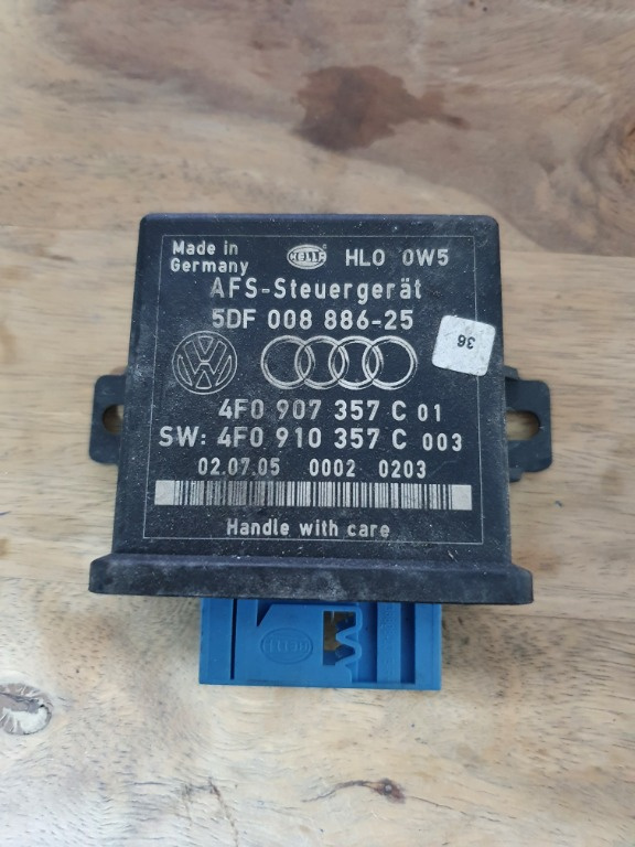 Modul reglare faruri Audi A4 B7 Cod:4F0907357C
