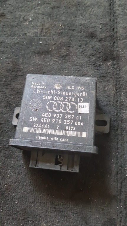 Modul reglare faruri, Audi A8 (4E) cod 4E0907357