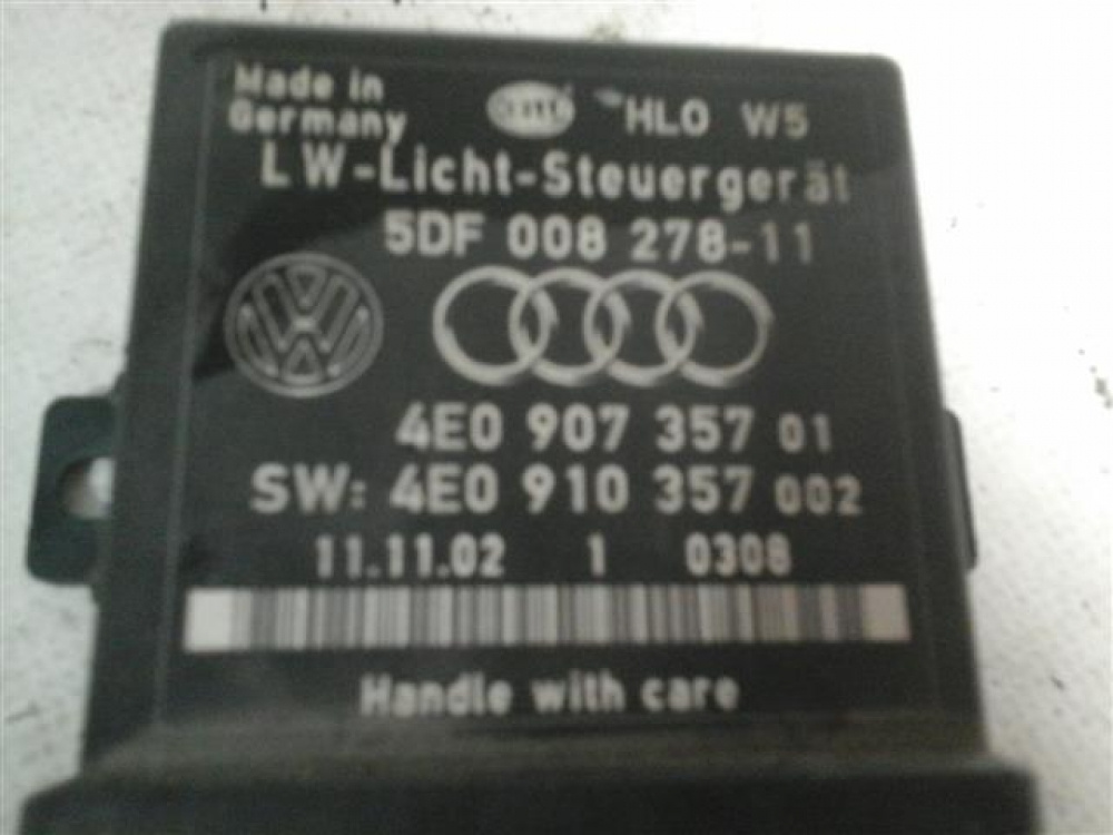 Modul reglare faruri Audi A8 cod 4E09073